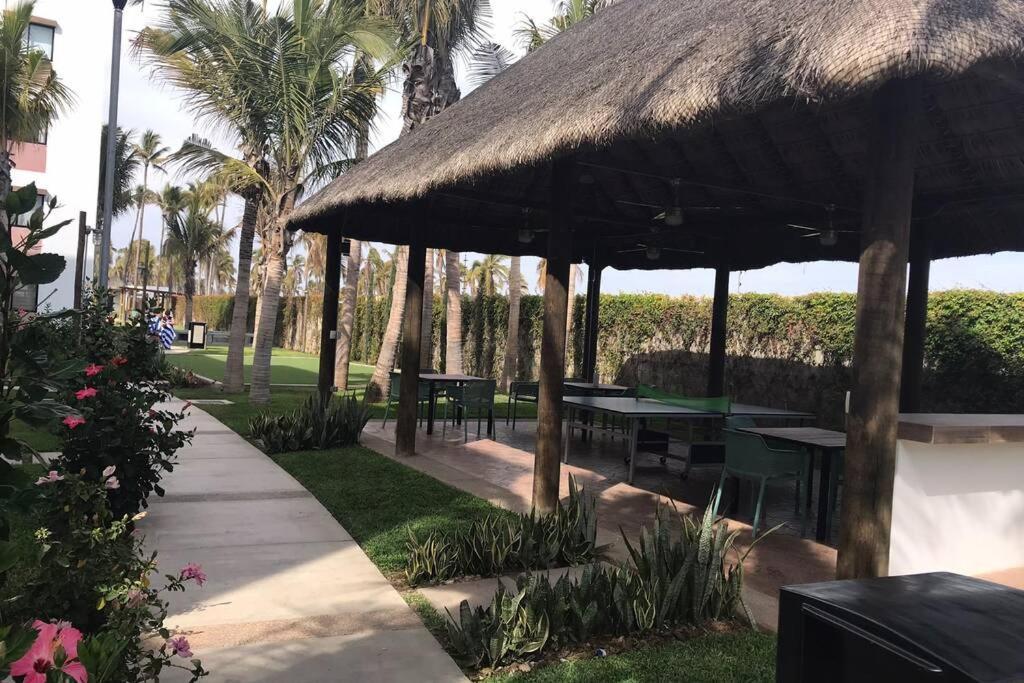 شقة Palmilla Residencial Departamento En Zona Privada ماساتلان المظهر الخارجي الصورة